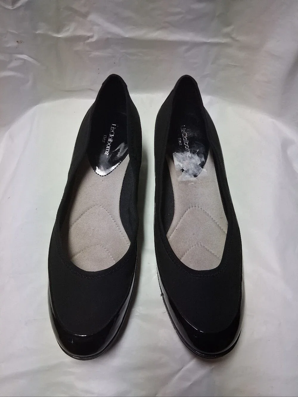 NWOT Liz Claiborne Flex Black Patent and Fabric Wedge Flats Sz 8.5